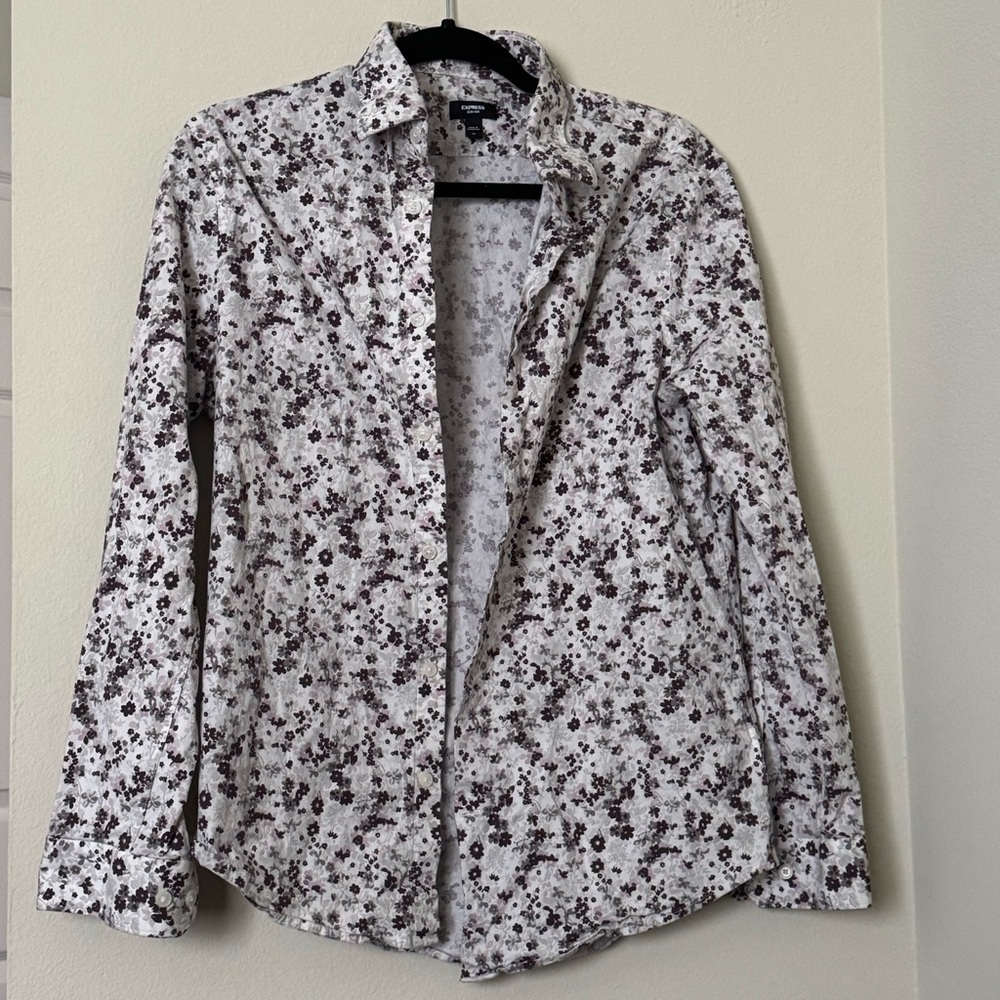 LIKE NEW Men’s Size M Express Floral Slim Button-down, Pink, Plum & Gray
